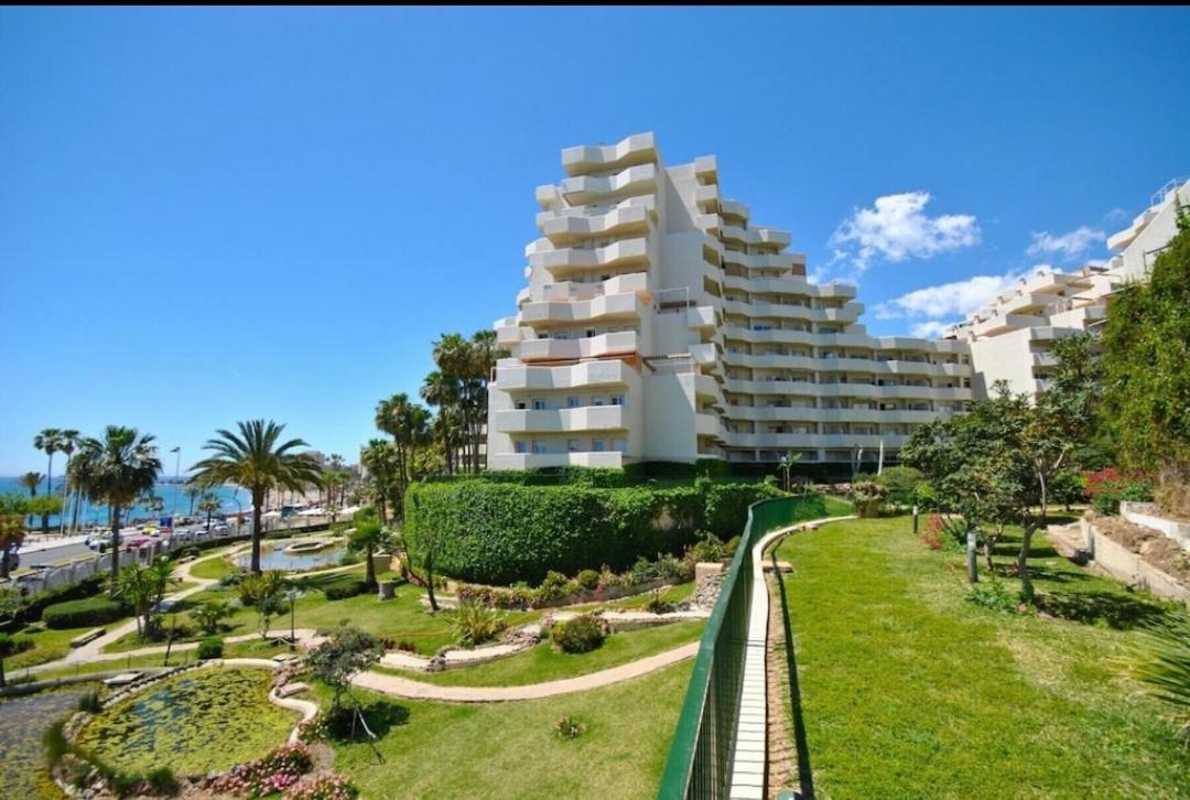 El Estudio De La Playa Benalbeach Vistas Al Mar Benalmádena Exterior photo