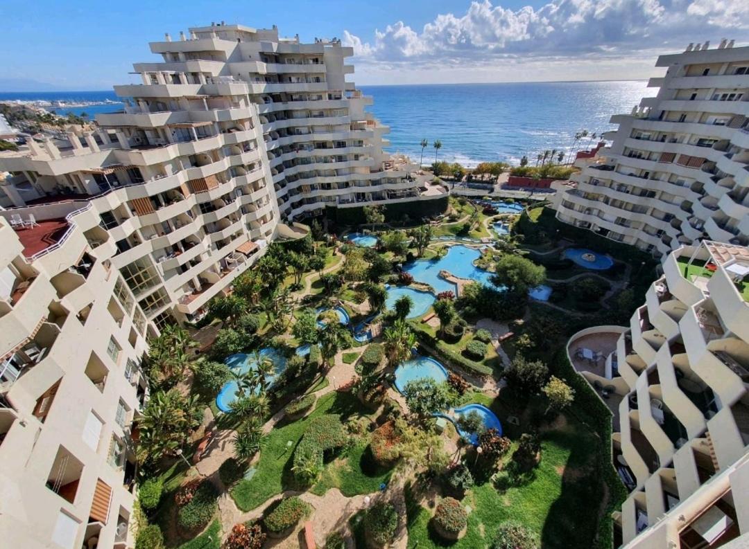 El Estudio De La Playa Benalbeach Vistas Al Mar Benalmádena Exterior photo