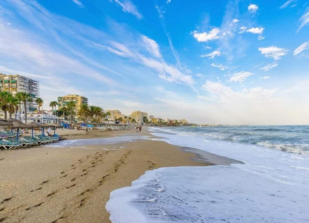 El Estudio De La Playa Benalbeach Vistas Al Mar Benalmádena Exterior photo