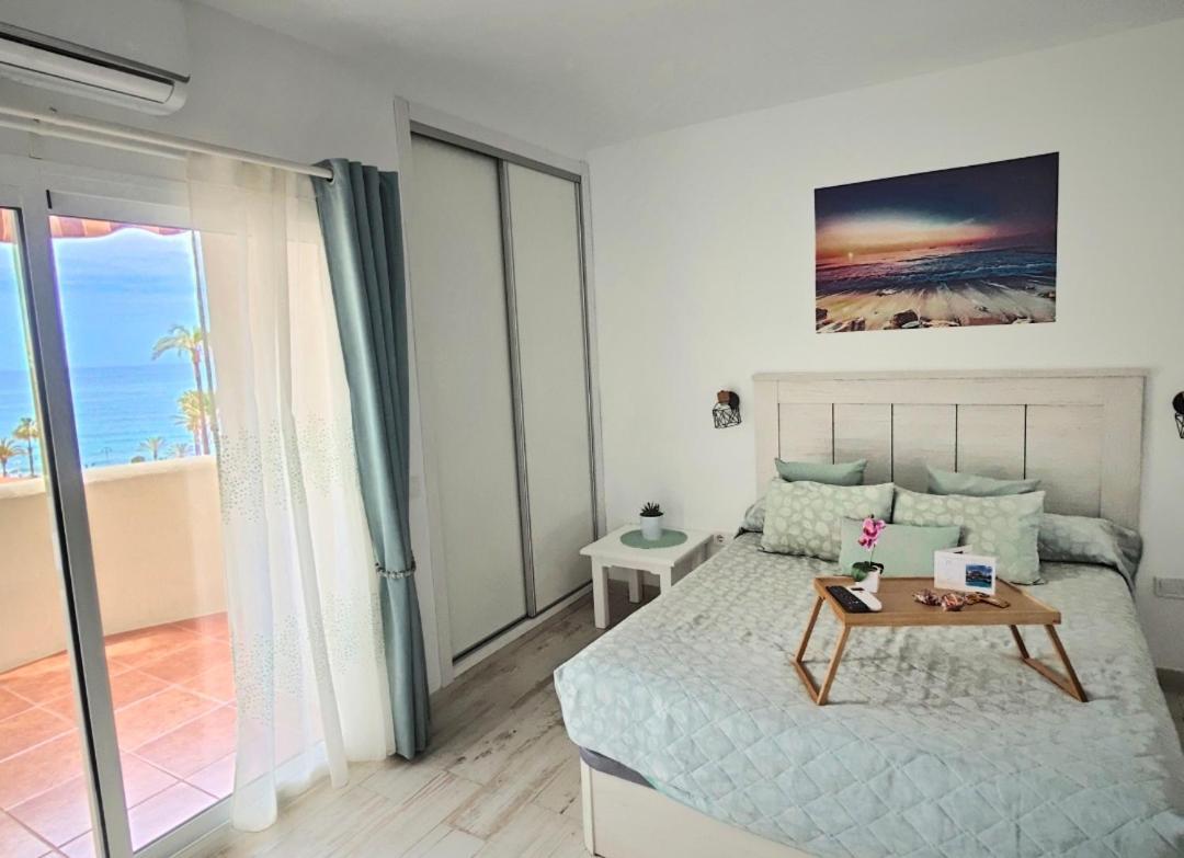 El Estudio De La Playa Benalbeach Vistas Al Mar Benalmádena Exterior photo